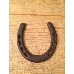ONE 5" tall Cast Iron Large Horseshoe 05208